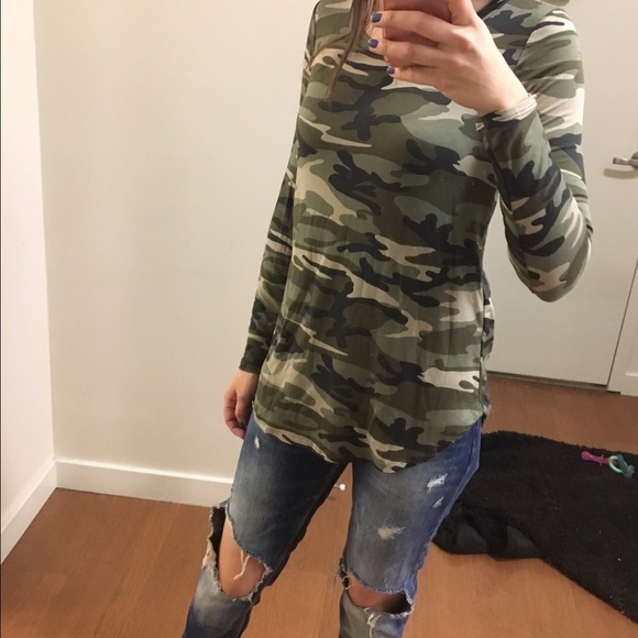 Camouflage Long Sleeve Top - Picture 4 of 4